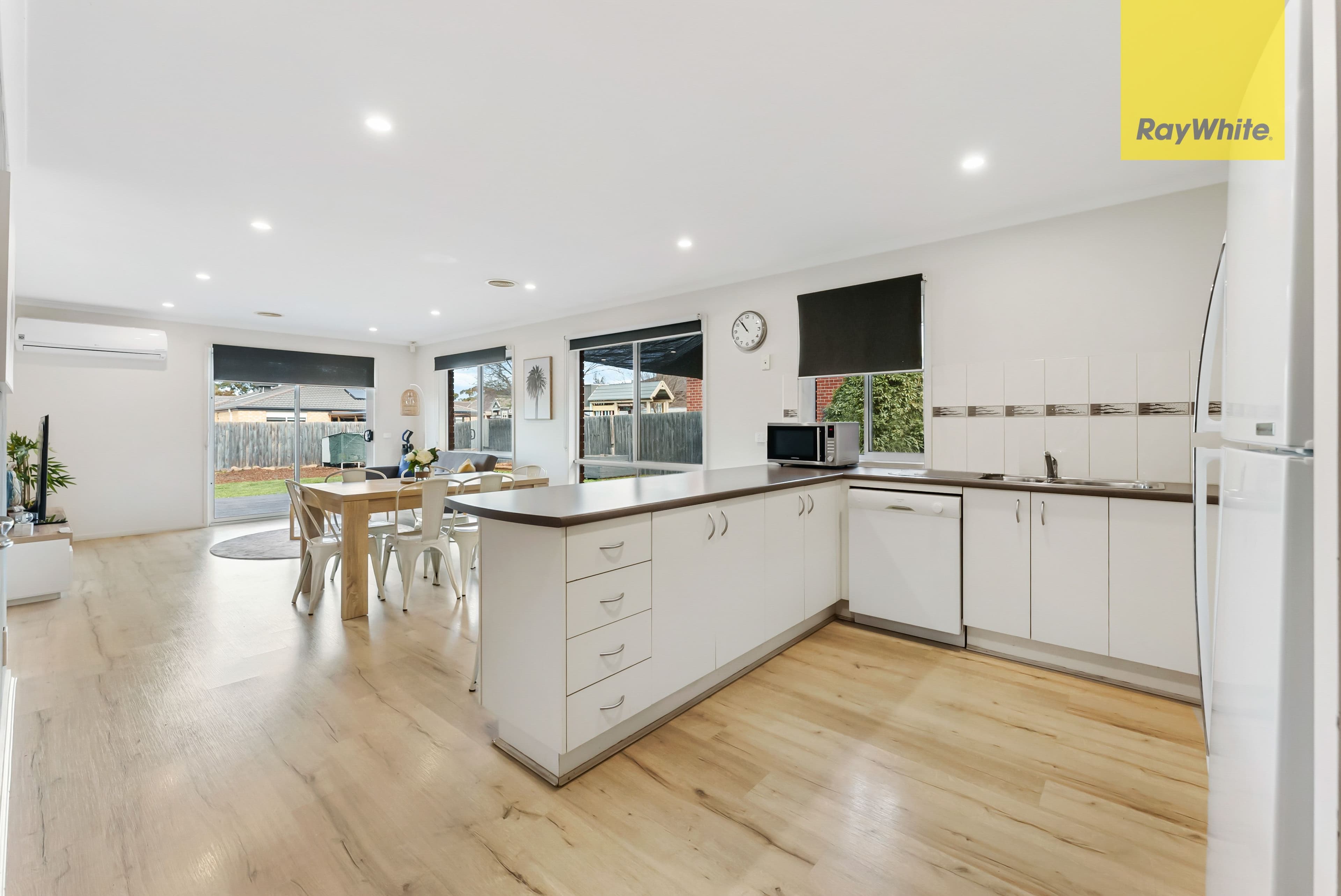 33 Black Knight Way, Kurunjang VIC 3337, Kurunjang - Thumbnail 8