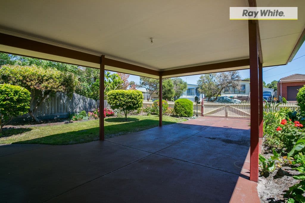 137 Seventh Avenue, ROSEBUD VIC 3939, Rosebud - Thumbnail 8
