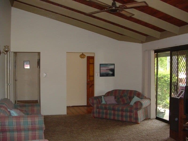 34 Passerine Drive, ROCHEDALE SOUTH QLD 4123, Rochedale South - Thumbnail 4