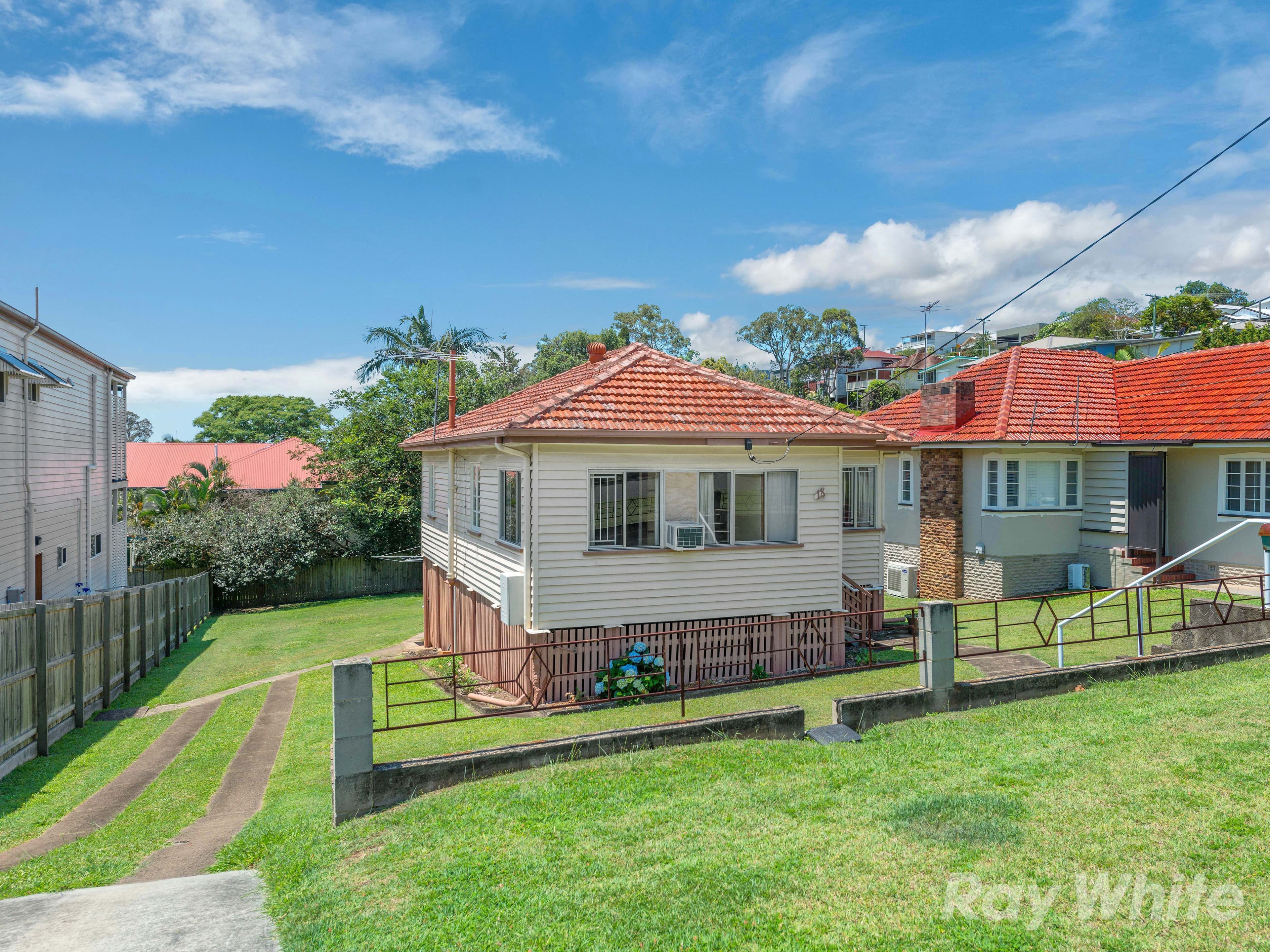 18 Longsight Street, Alderley QLD 4051, Alderley - Thumbnail 2