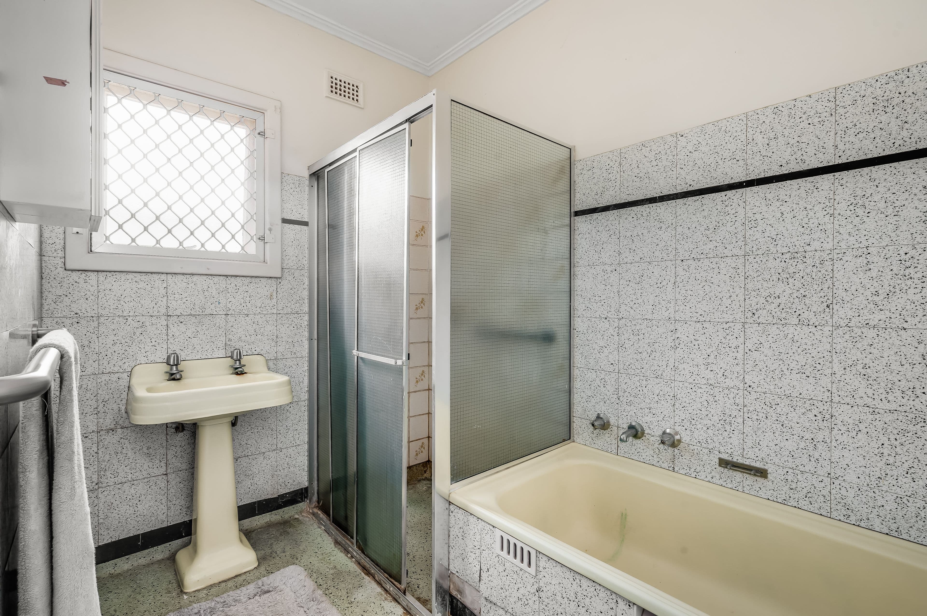 94 Military Road, Henley Beach South SA 5022, Henley Beach South - Thumbnail 7