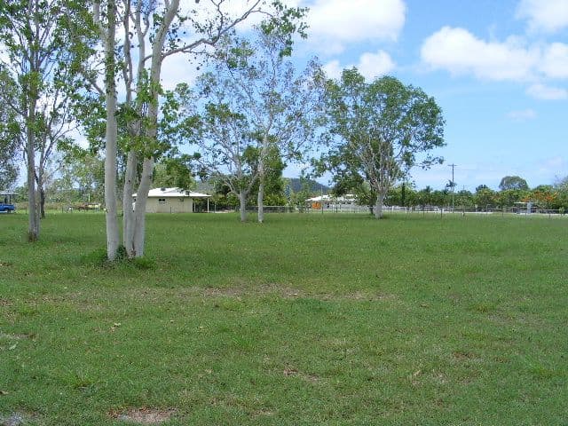 2a Cordingley Road, ALLIGATOR CREEK QLD 4816, Alligator Creek - Thumbnail 2