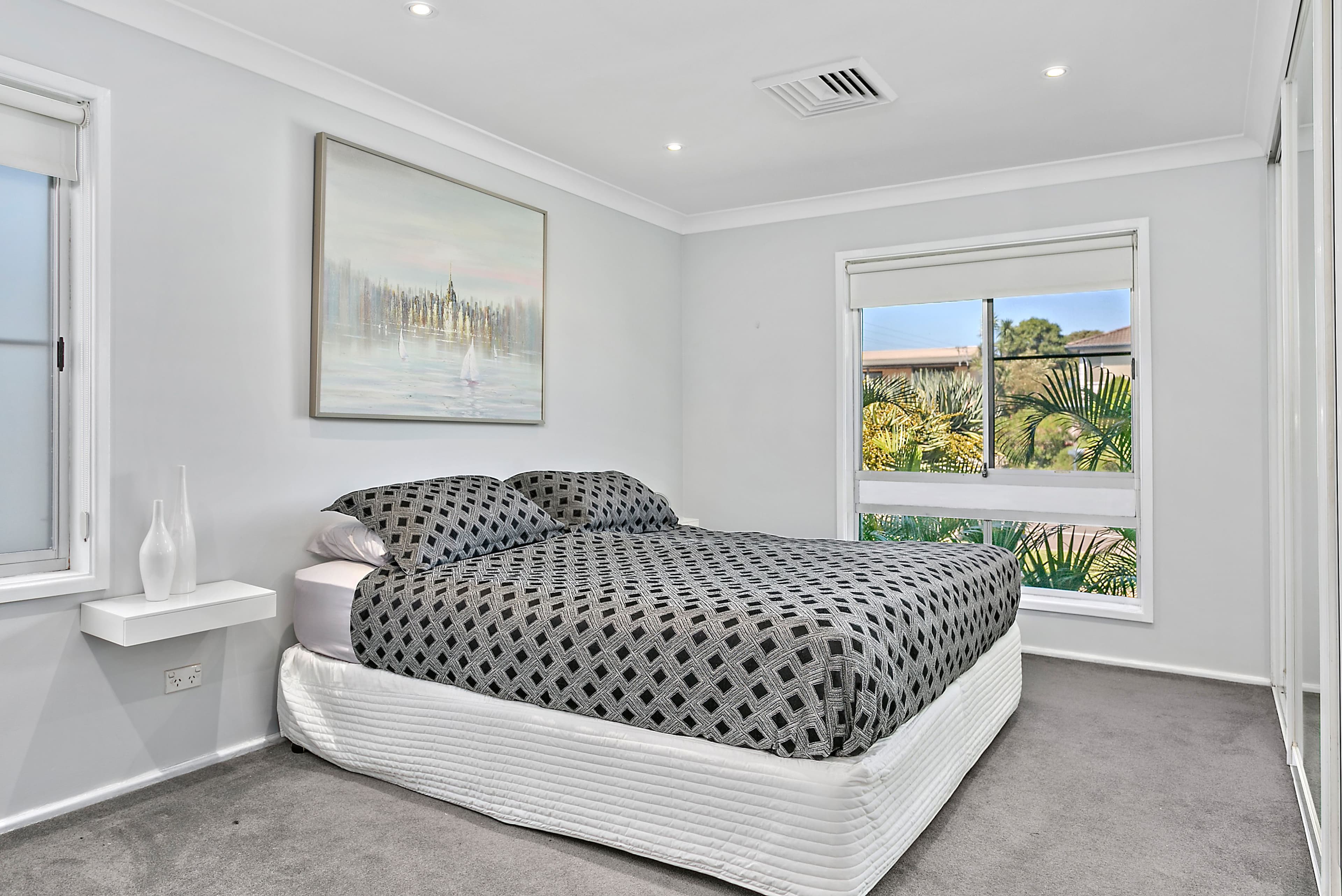 107 The Esplanade, Oak Flats - Thumbnail 6