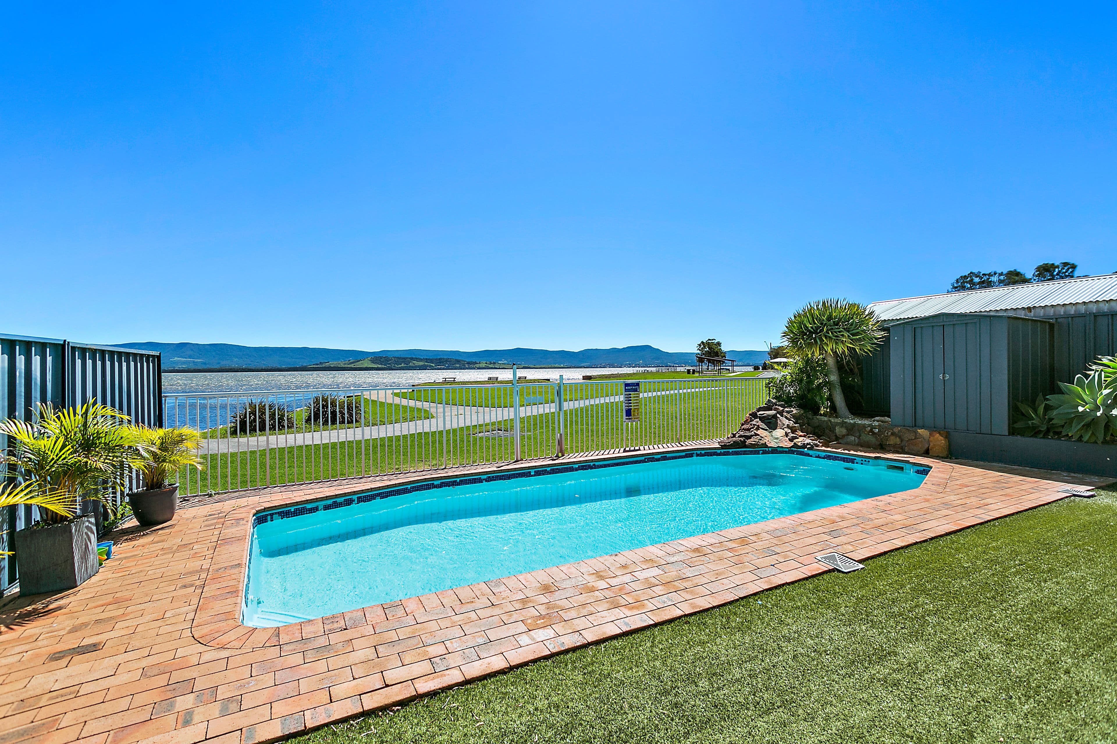 107 The Esplanade, Oak Flats - Thumbnail 8