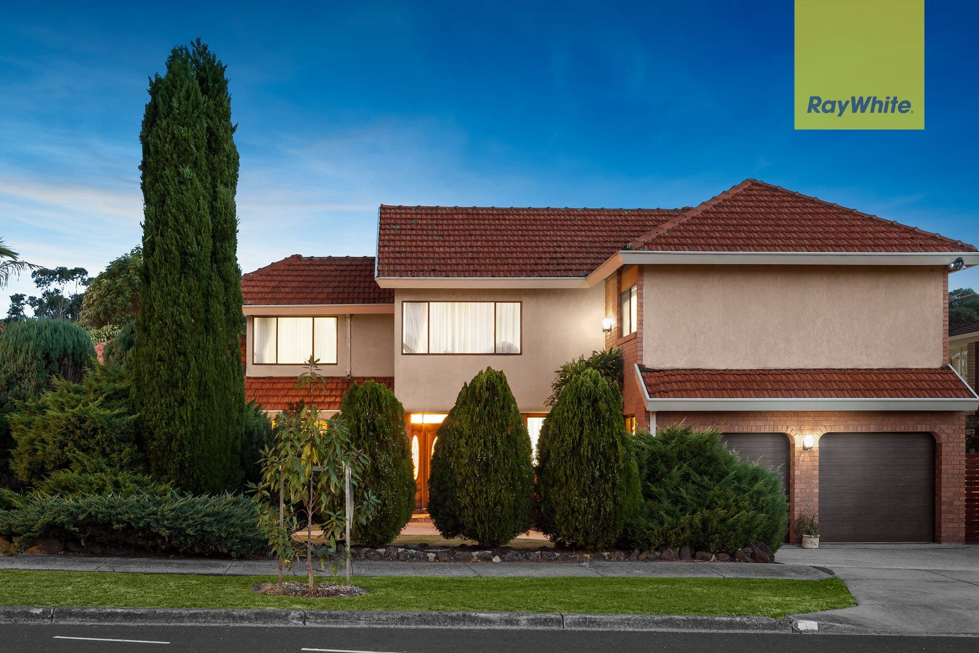 8 Sally Close, Wantirna South VIC 3152, Wantirna South - Image 1
