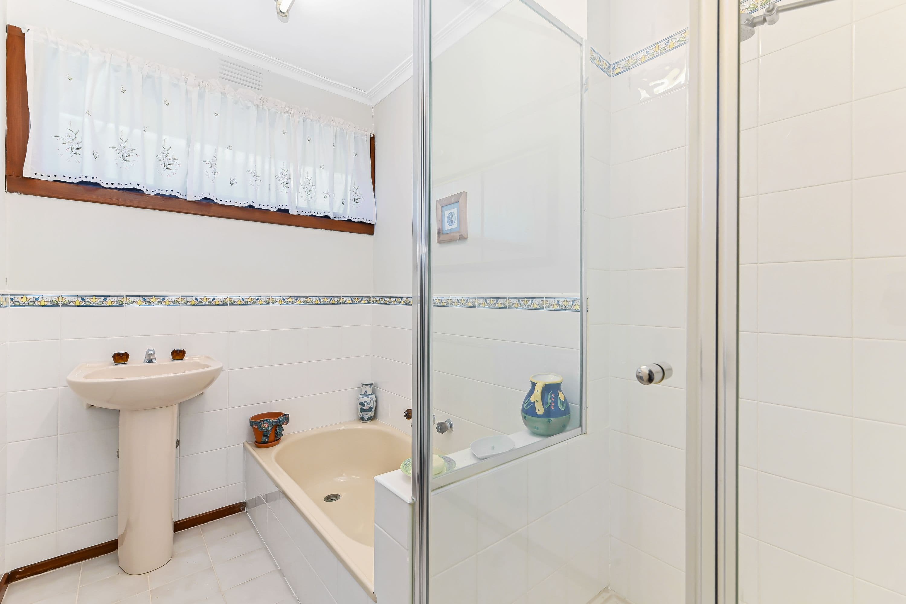 83 Essex Road, Mount Waverley VIC 3149, Mount Waverley - Thumbnail 6