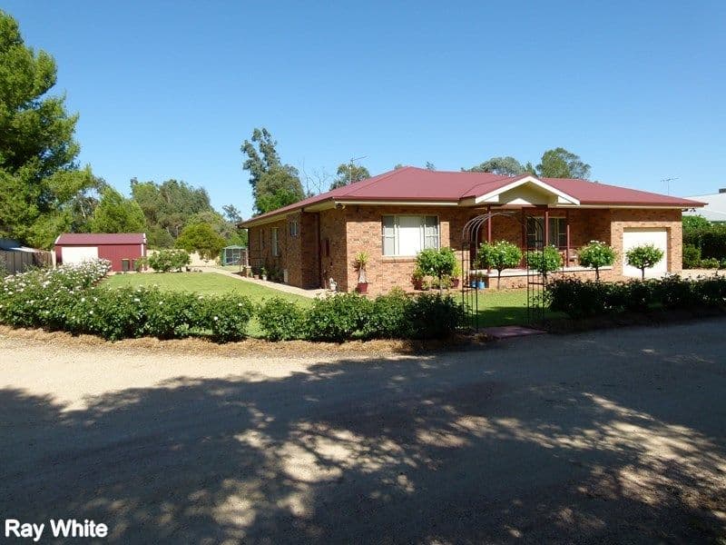 81 Church Street, Forbes - Image 1