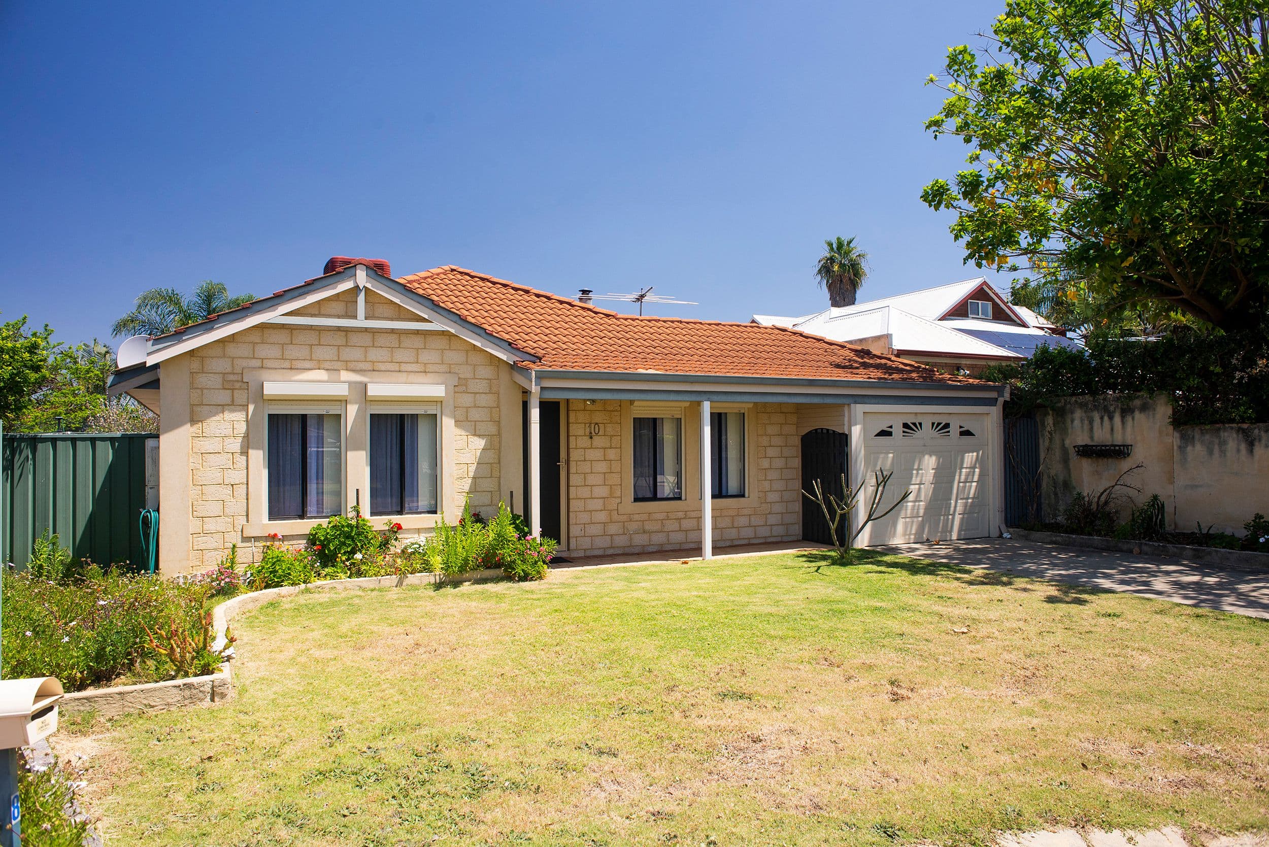 10 Mirrett Court, Kenwick WA 6107, Kenwick - Thumbnail 2