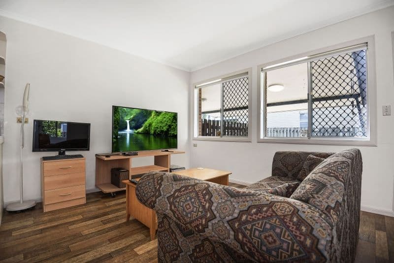 44 Sarawak Avenue, Palm Beach QLD 4221, Palm Beach - Thumbnail 2