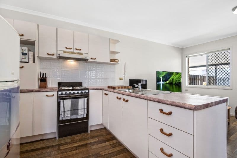 44 Sarawak Avenue, Palm Beach QLD 4221, Palm Beach - Thumbnail 4