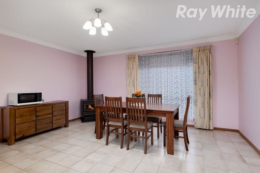 44 Kingston Town Crescent, Mill Park VIC 3082, Mill Park - Thumbnail 3