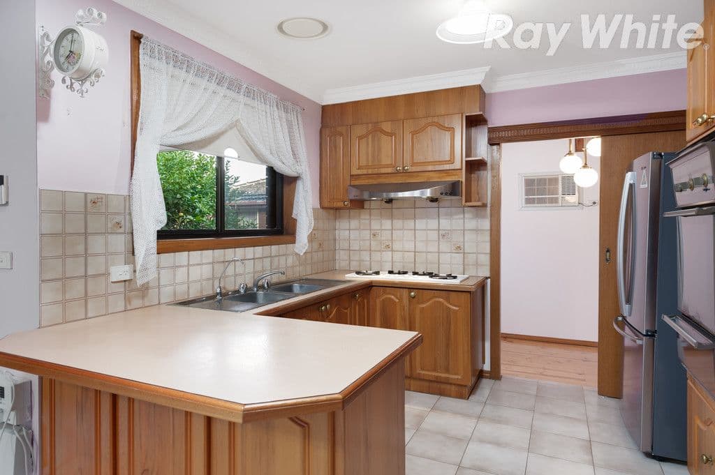 44 Kingston Town Crescent, Mill Park VIC 3082, Mill Park - Thumbnail 5