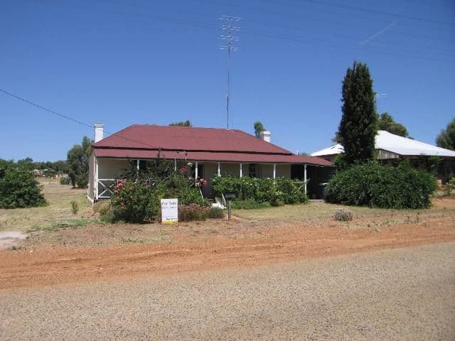 11 Tenth Road, YORK WA 6302, York - Image 1