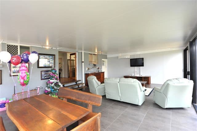 9 Wieck Street, NEWTOWN QLD 4350, Newtown - Thumbnail 7