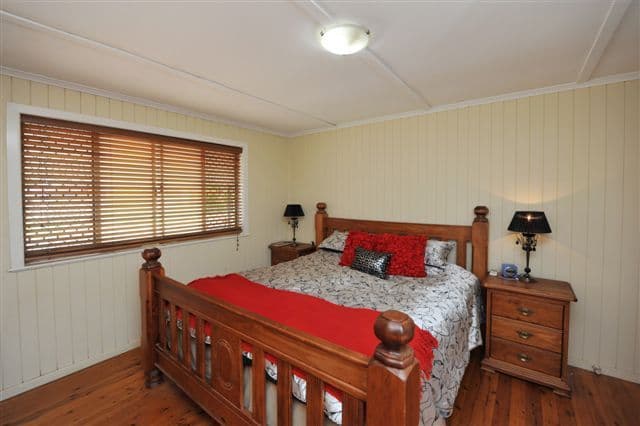 9 Wieck Street, NEWTOWN QLD 4350, Newtown - Thumbnail 8