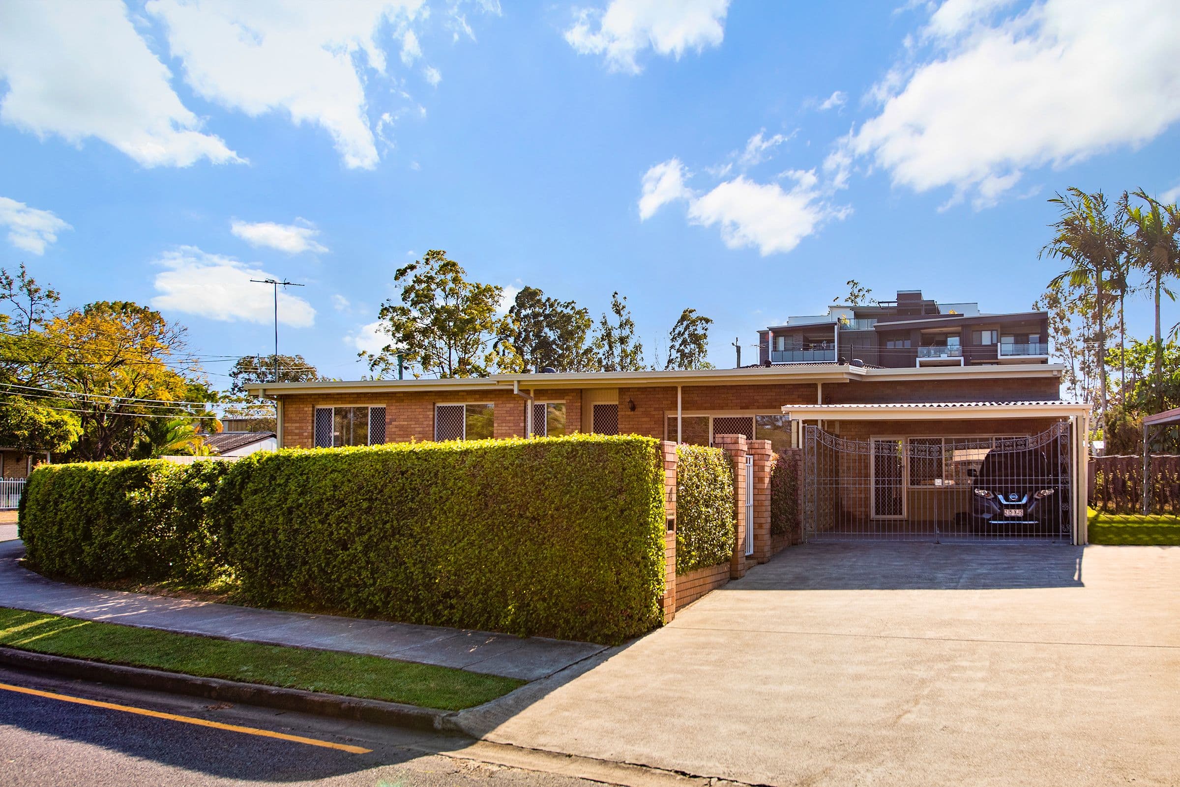 4 Bedser Street, Macgregor QLD 4109, Macgregor - Image 1