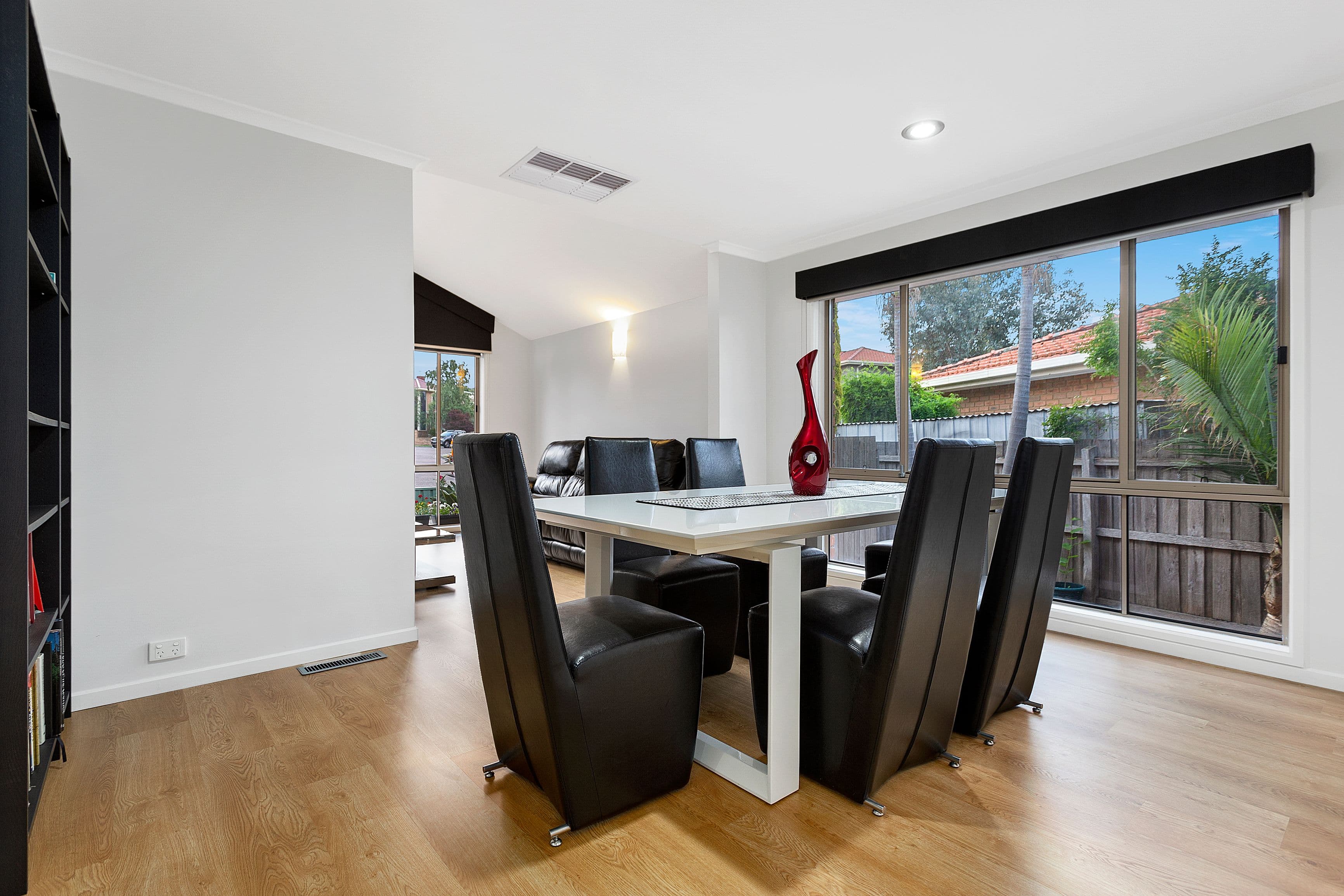 4 Charlotte Road, Mill Park VIC 3082, Mill Park - Thumbnail 5