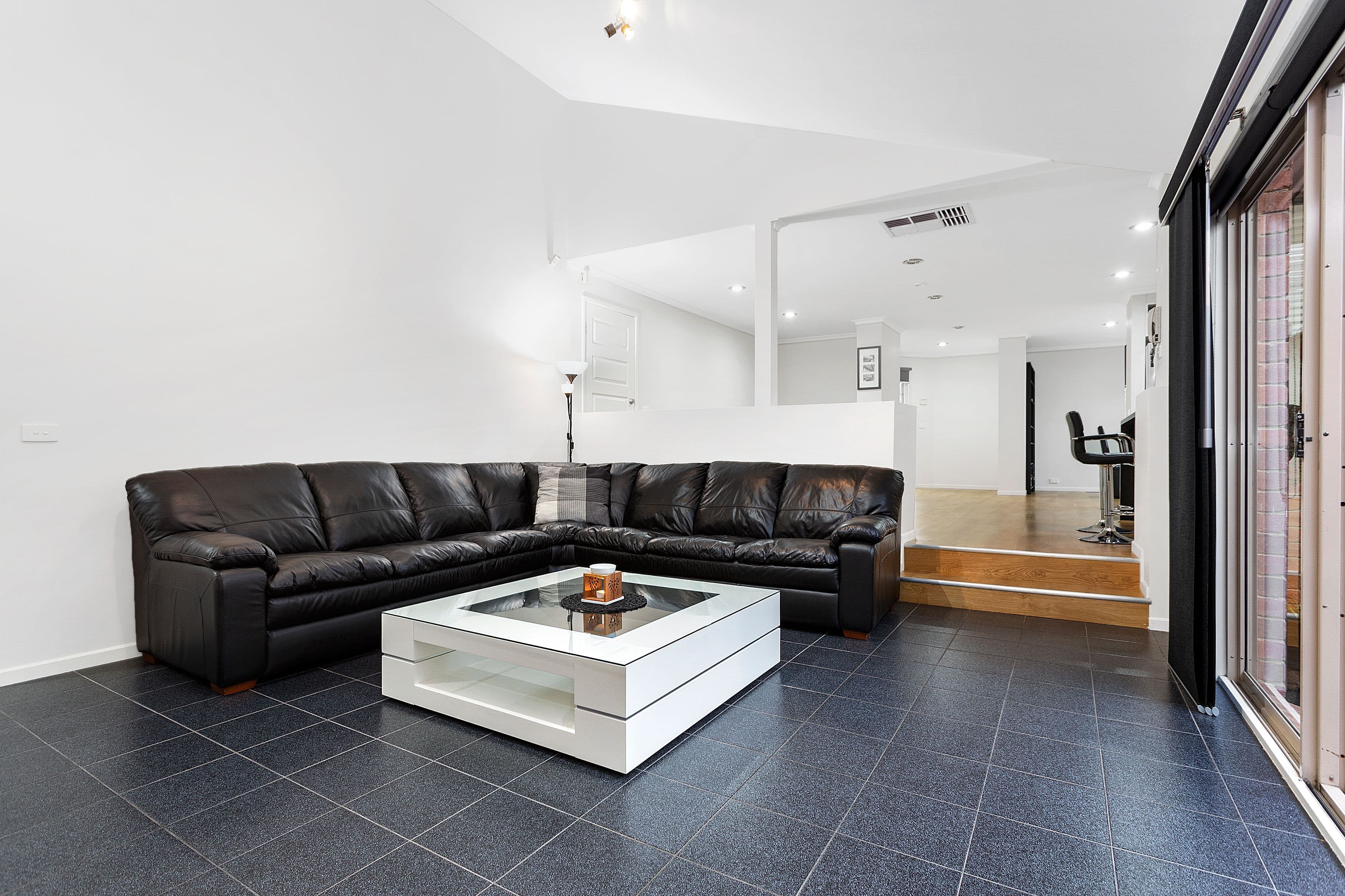 4 Charlotte Road, Mill Park VIC 3082, Mill Park - Thumbnail 6