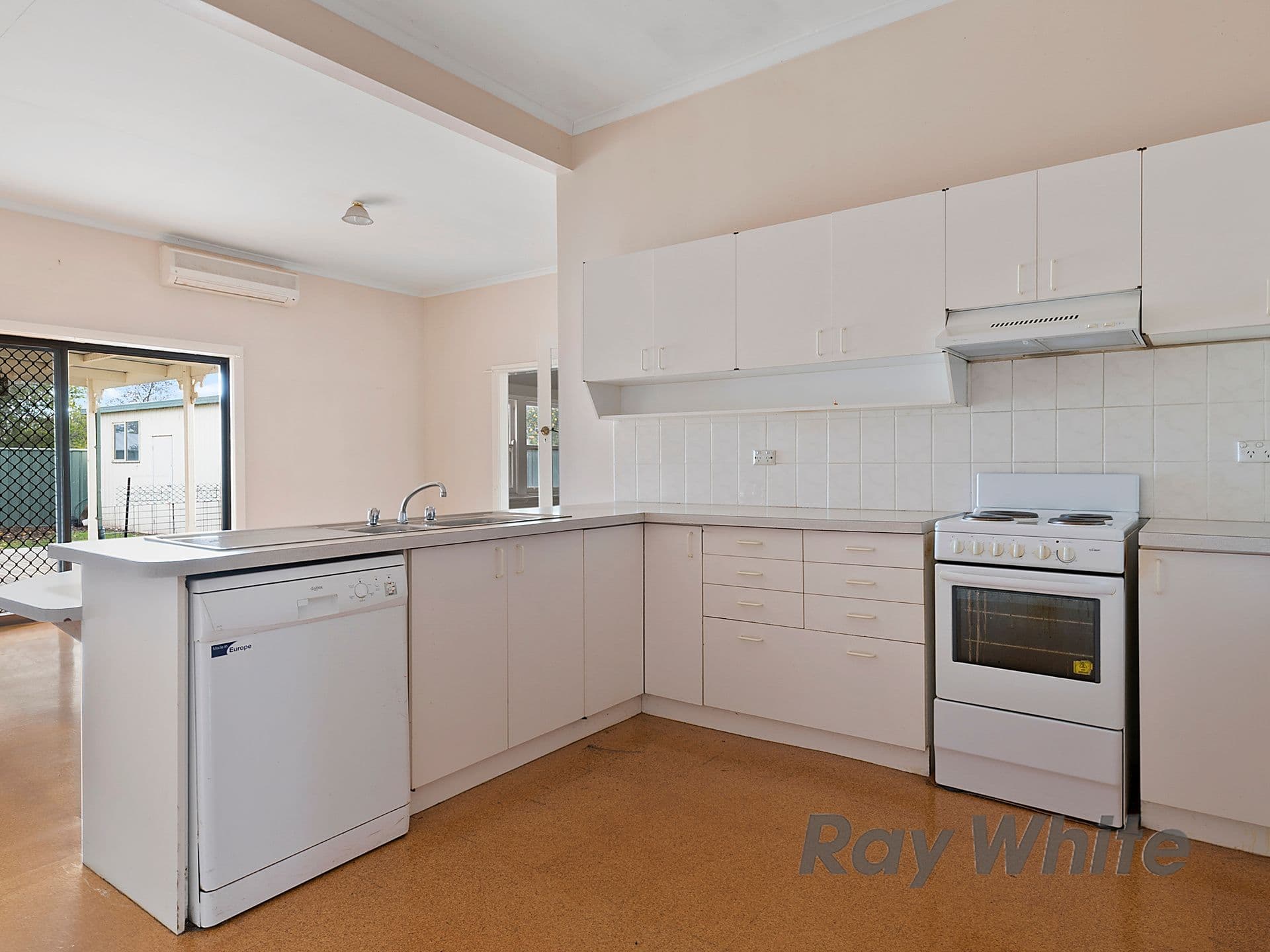 16 Margaret Street, Benalla VIC 3672, Benalla - Thumbnail 4
