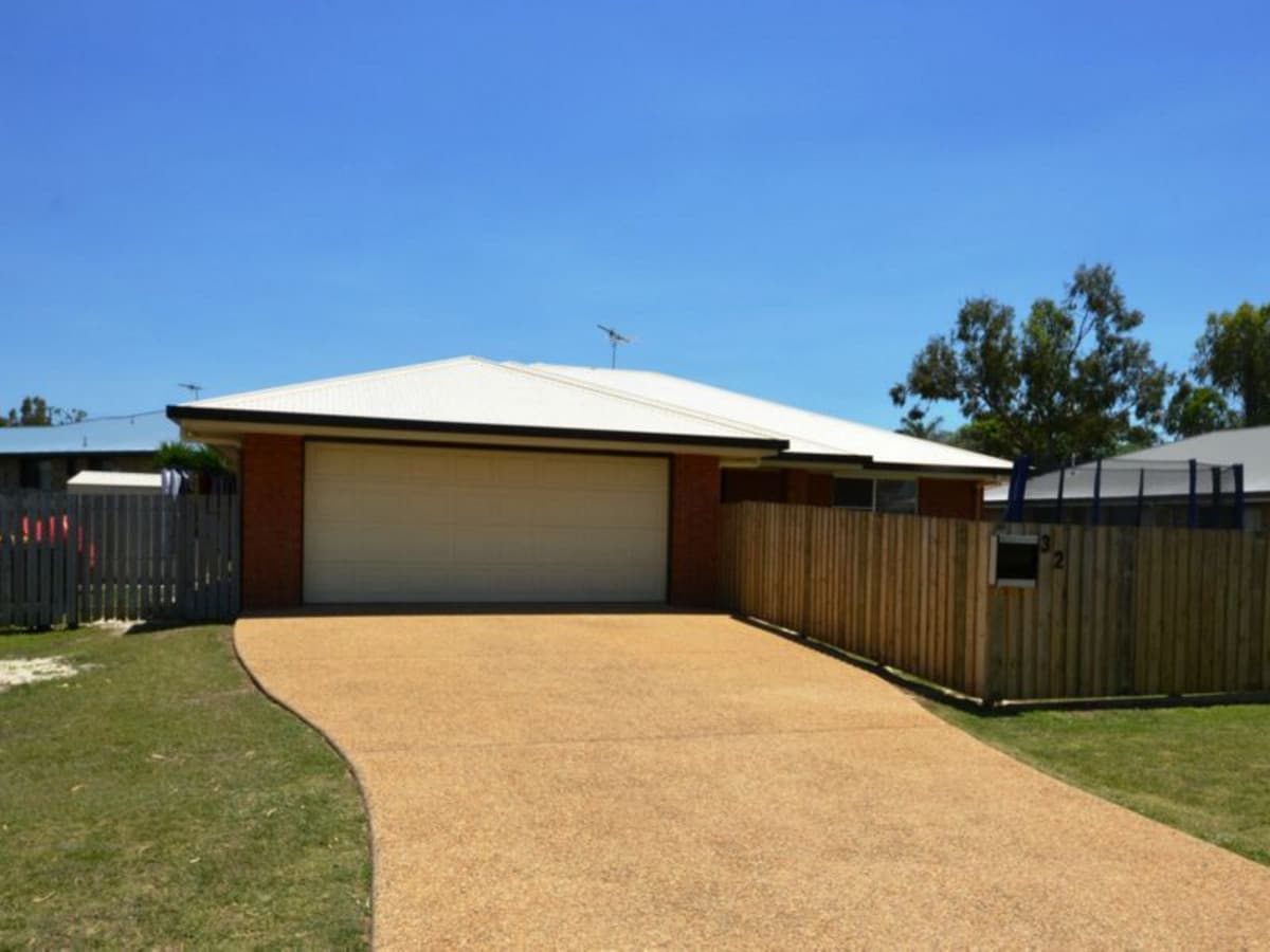 32 Donovan Crescent, GRACEMERE, Gracemere - Thumbnail 2