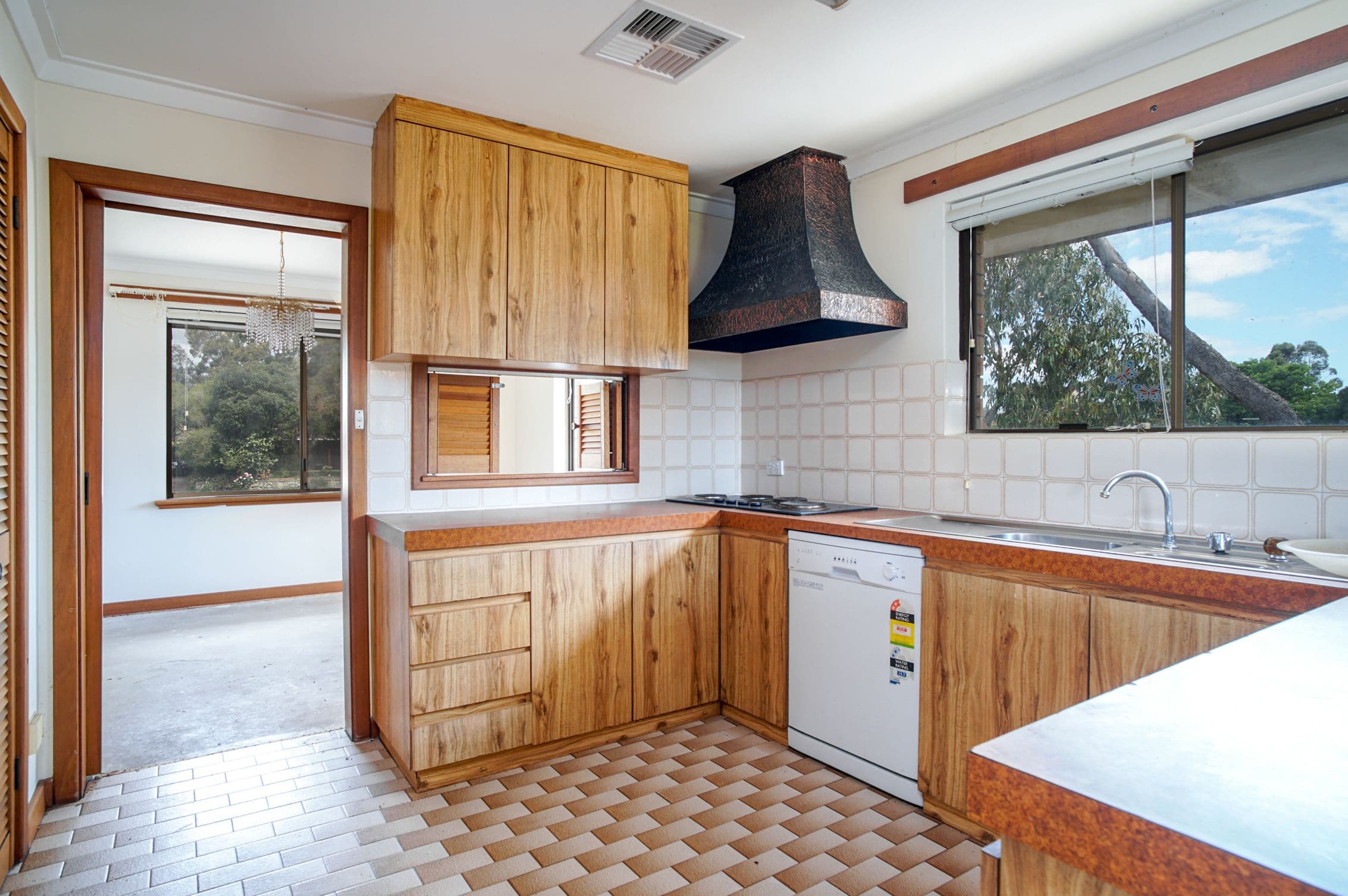 18 Loder Way, South Guildford WA 6055, South Guildford - Thumbnail 4