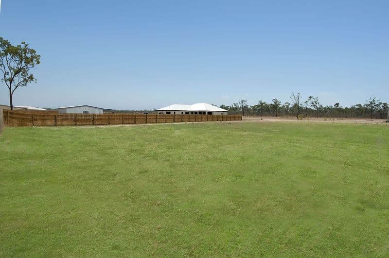 17 Gundabluey Crescent, CONDON QLD 4815, Condon - Thumbnail 3