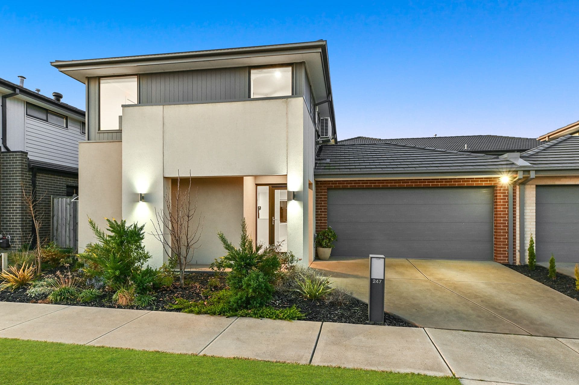 247 St Germain Boulevard, Clyde North VIC 3978, Clyde North - Thumbnail 2