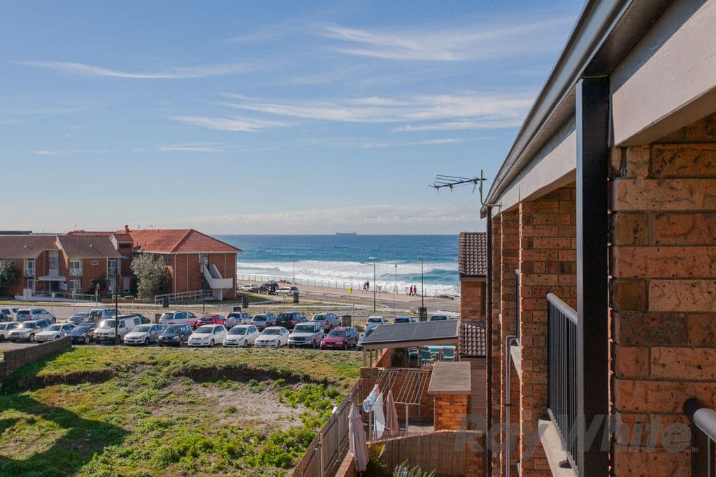 82 Frederick Street, MEREWETHER NSW 2291, Merewether - Thumbnail 2