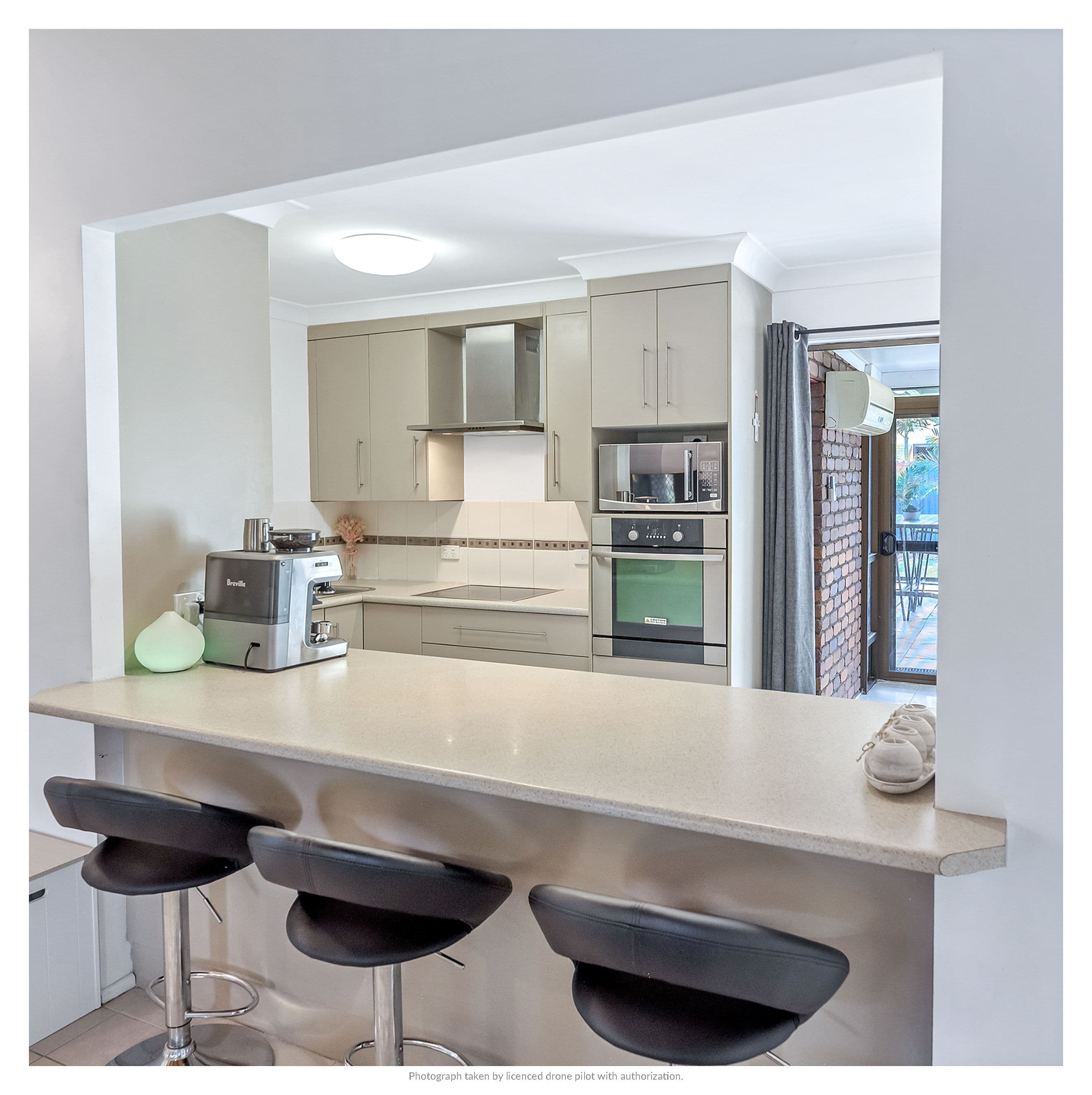 6 Jaggard Street, Norman Gardens QLD 4701, Norman Gardens - Thumbnail 2