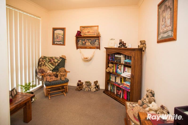 3 Acre Court, PAKENHAM VIC 3810, Pakenham - Thumbnail 2