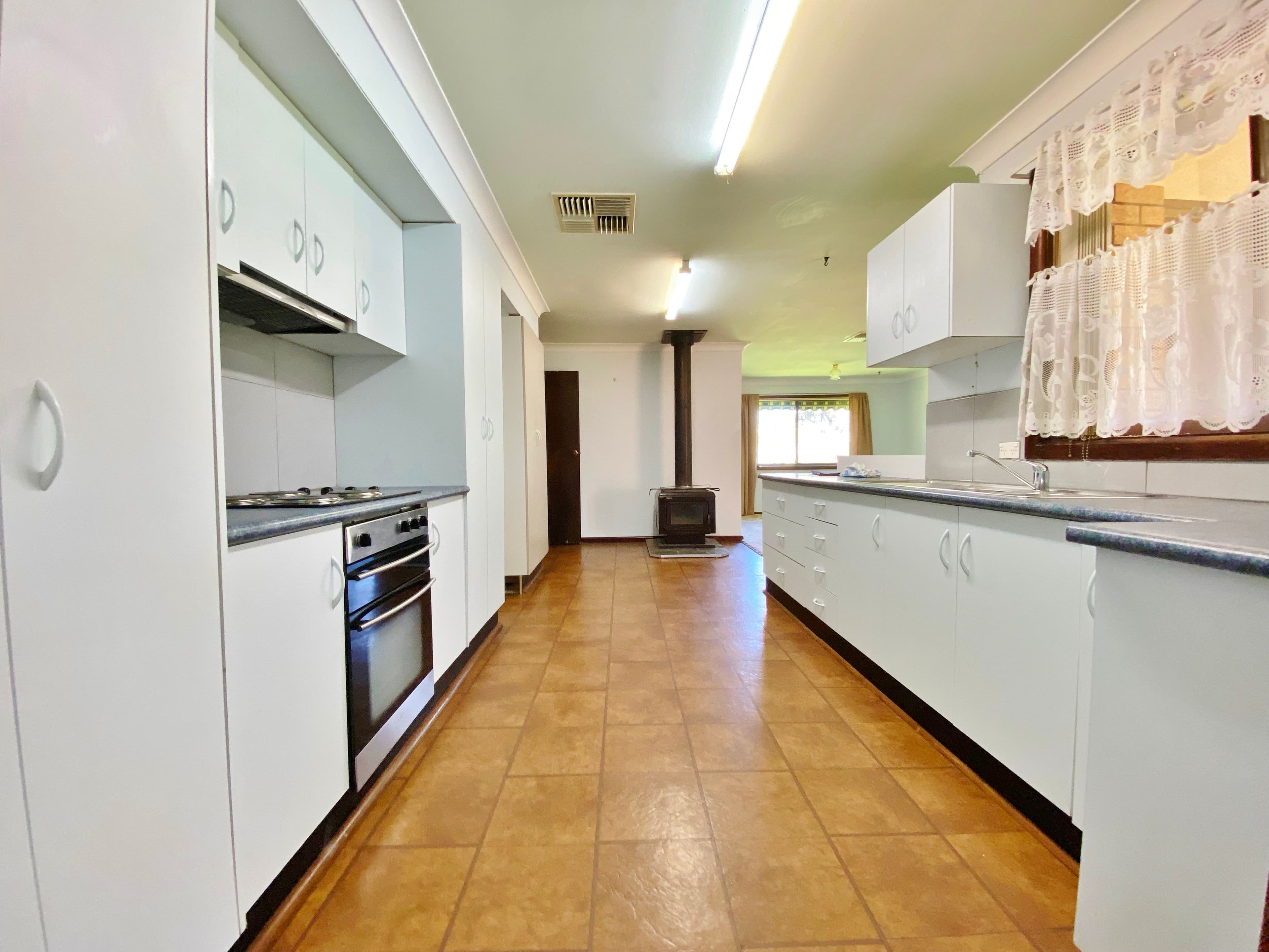 160 Victoria Gully Road, Young NSW 2594, Young - Thumbnail 5
