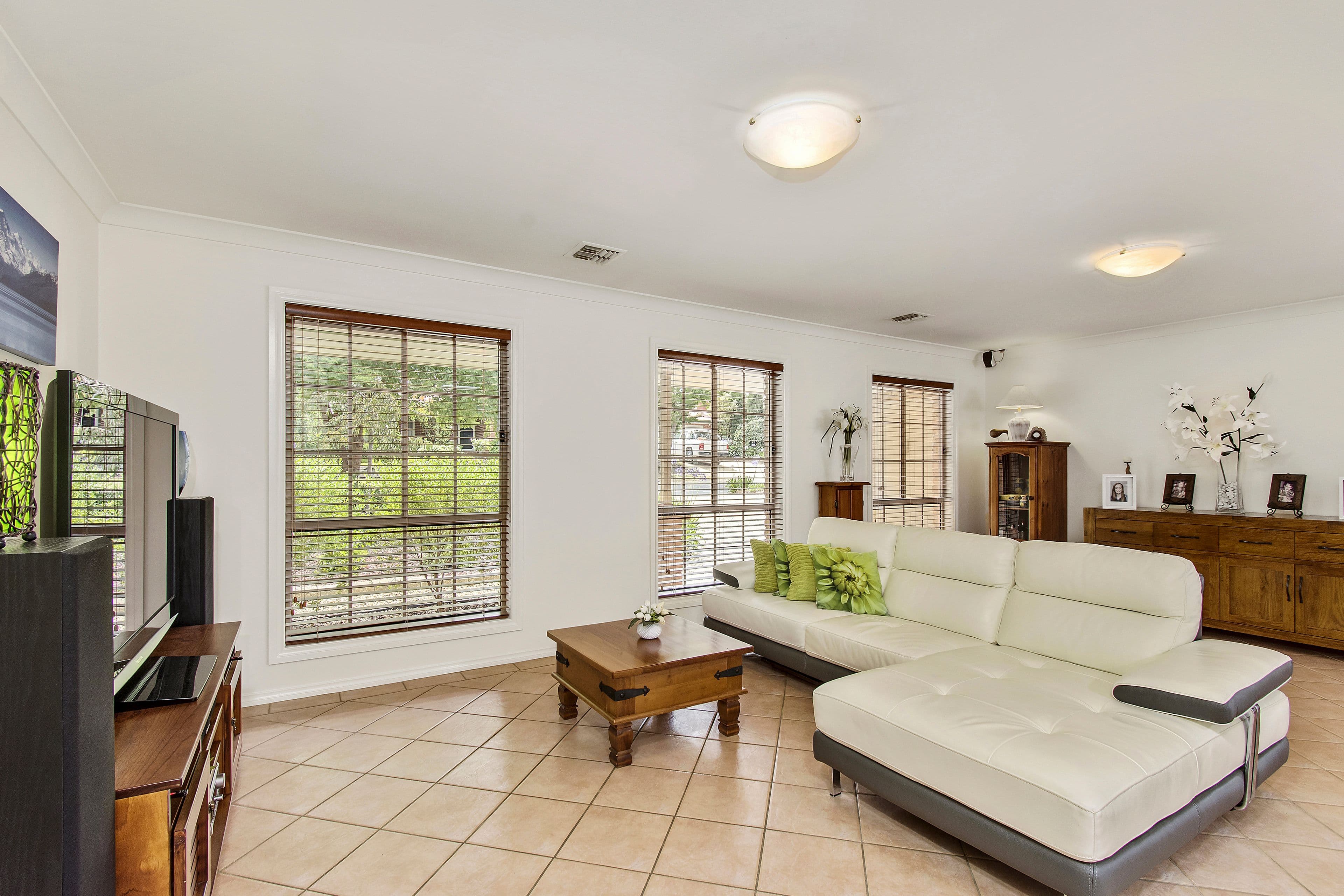 17 Fitzsimmons Street, Nicholls ACT 2913, Nicholls - Thumbnail 4