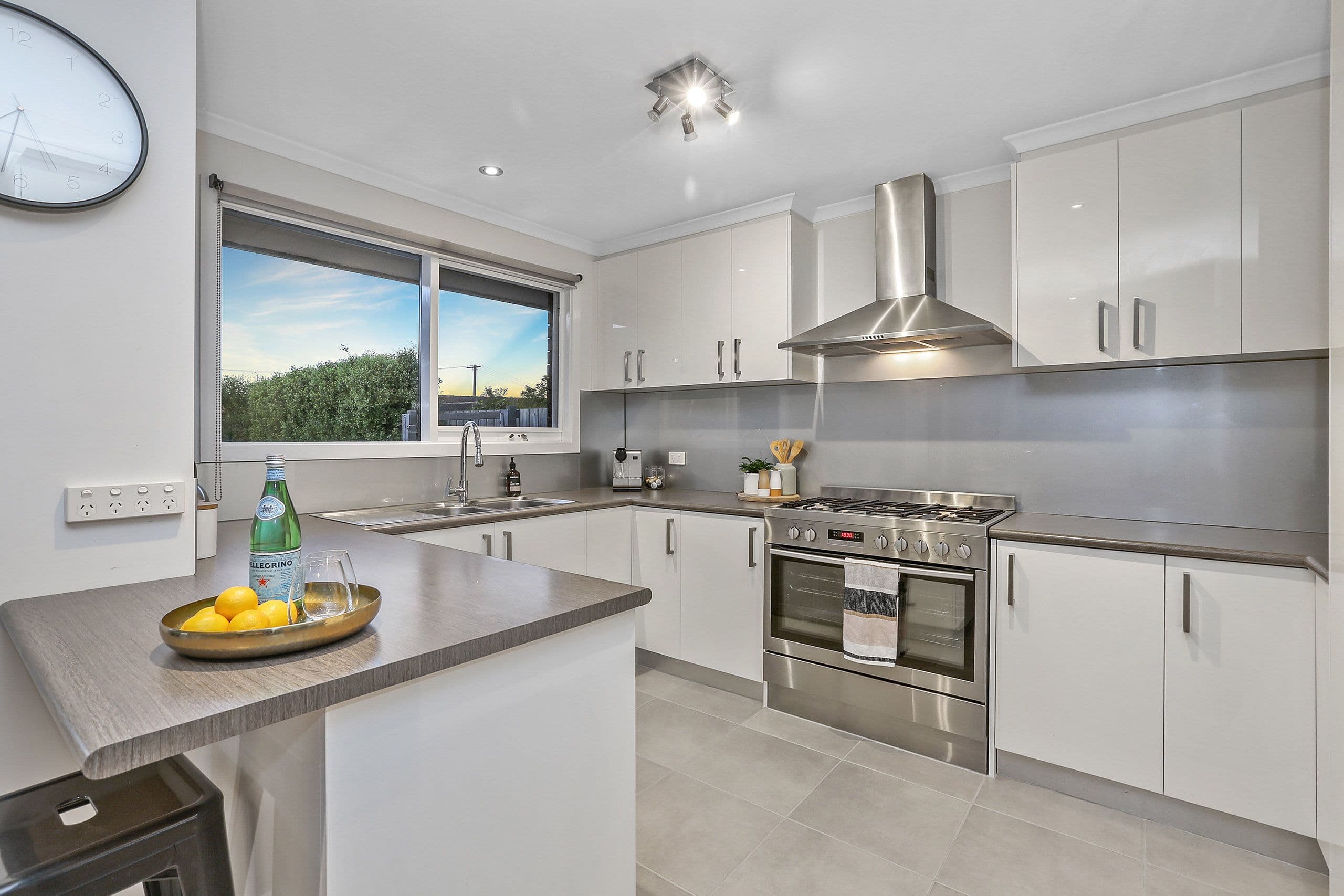 14 Pinecrest Drive, Highton VIC 3216, Highton - Thumbnail 3