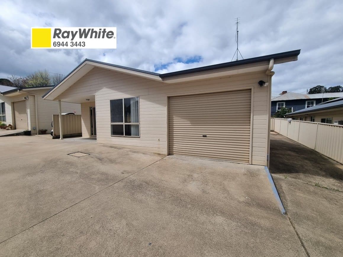 2/127 Hanley Street, Gundagai NSW 2722, Gundagai - Image 1