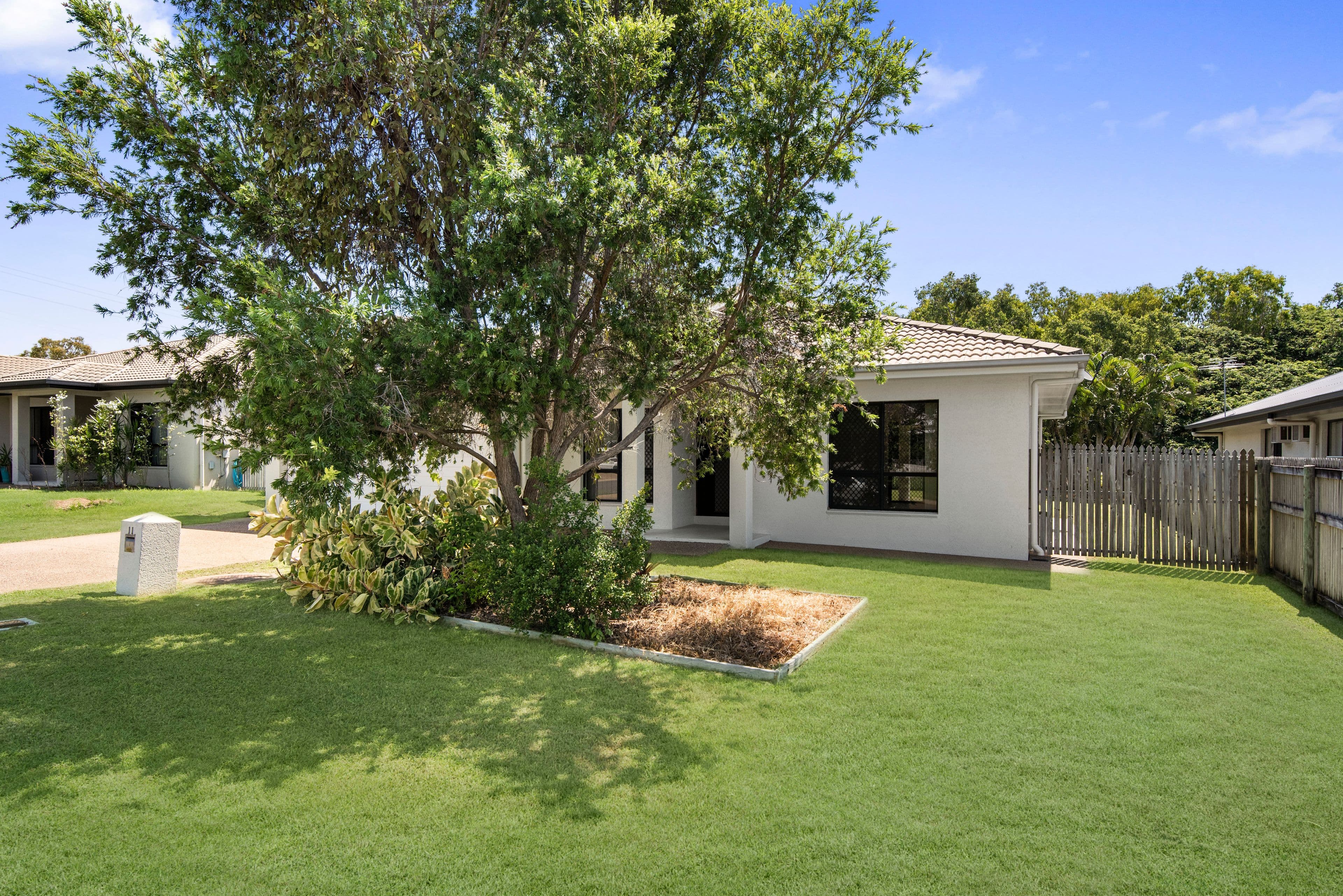 11 Bloomfield Place, Douglas QLD 4814, Douglas - Image 1