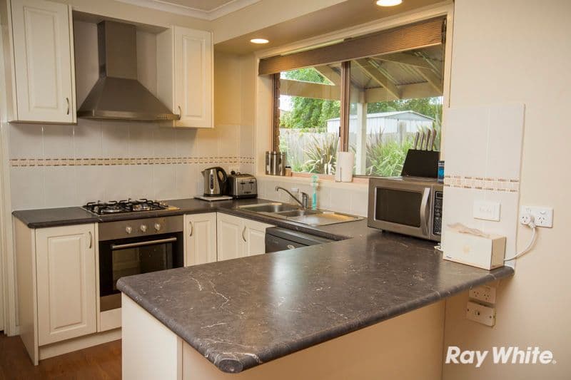 5 Bevan Court, PAKENHAM VIC 3810, Pakenham - Thumbnail 2