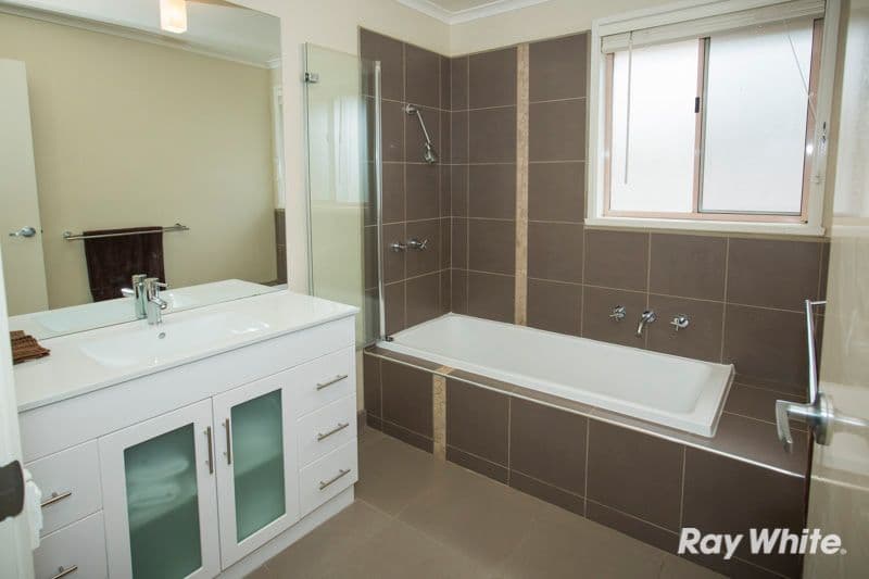 5 Bevan Court, PAKENHAM VIC 3810, Pakenham - Thumbnail 8