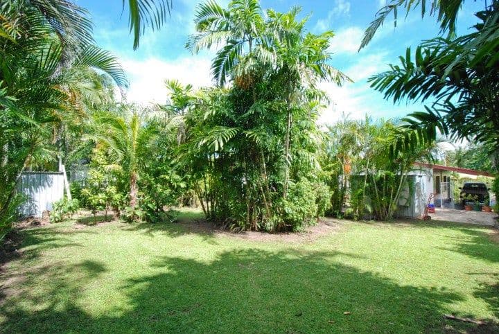 15 Mahogany Crescent, KARAMA NT 0812, Karama - Thumbnail 2