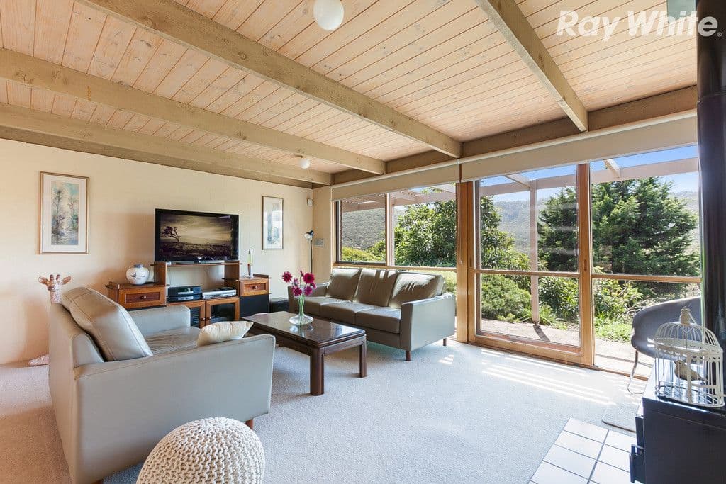 13 Grandview Crescent, Upper Ferntree Gully VIC 3156, Upper Ferntree Gully - Thumbnail 3
