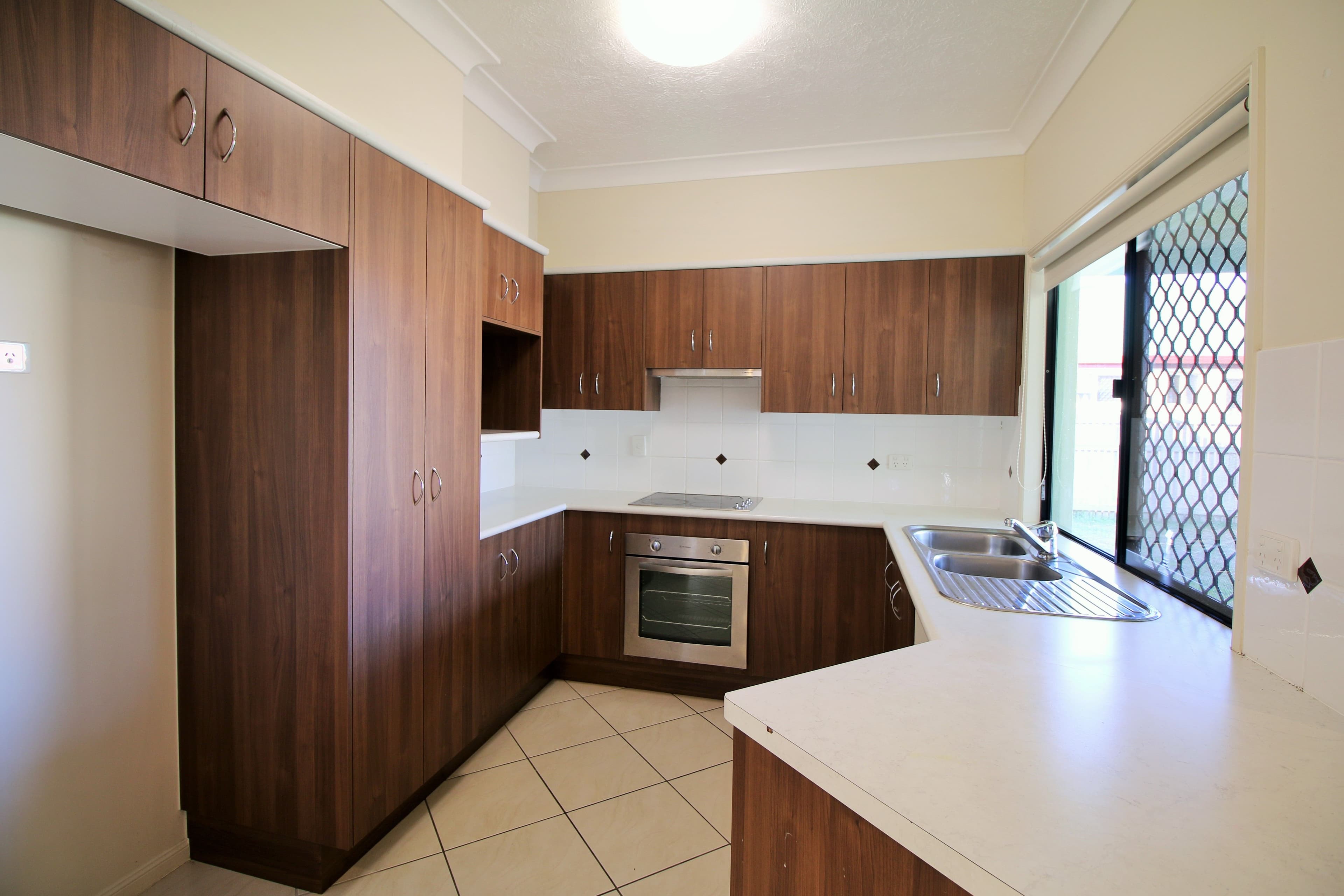 8 Angelus Place, Kirwan QLD 4817, Kirwan - Thumbnail 6