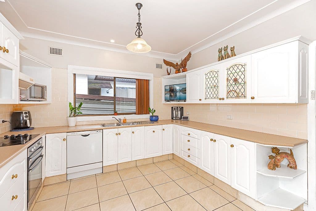 10 Norfolk Street, Cardiff NSW 2285, Cardiff - Thumbnail 2