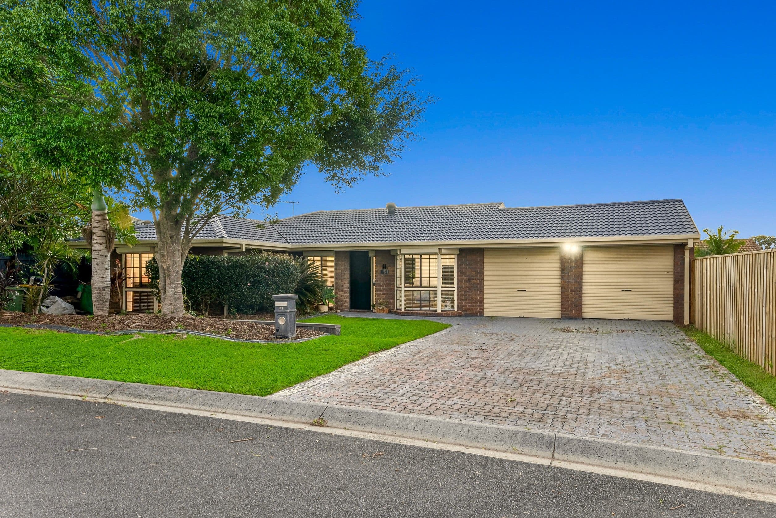 7 Elliott Street, Silkstone QLD 4304, Silkstone - Image 1