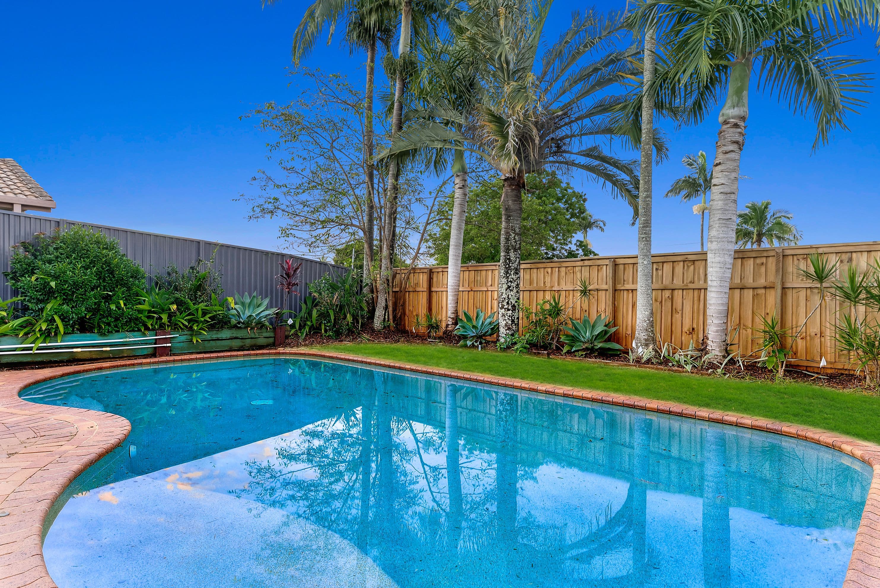 7 Elliott Street, Silkstone QLD 4304, Silkstone - Thumbnail 2