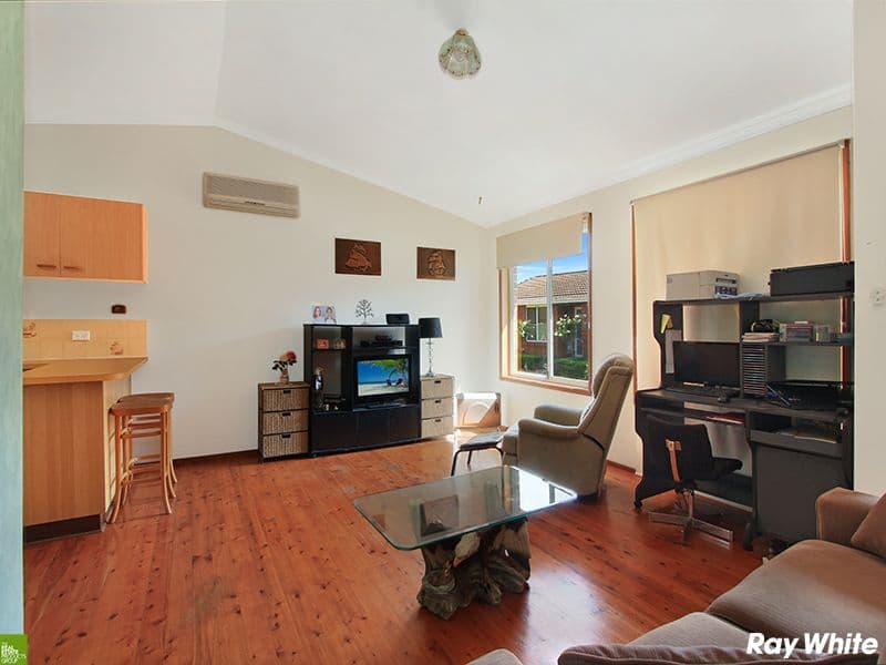 10 Werrang Street, Albion Park Rail - Thumbnail 2