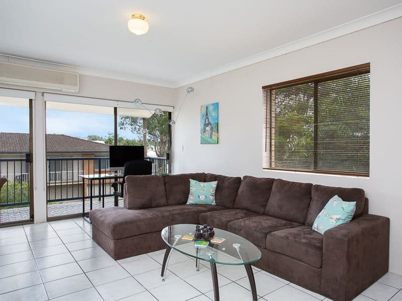 19 Alexandra Street, BALMORAL QLD 4171, Balmoral - Thumbnail 2
