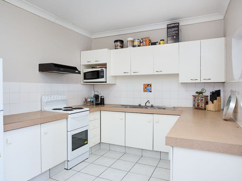 19 Alexandra Street, BALMORAL QLD 4171, Balmoral - Thumbnail 3