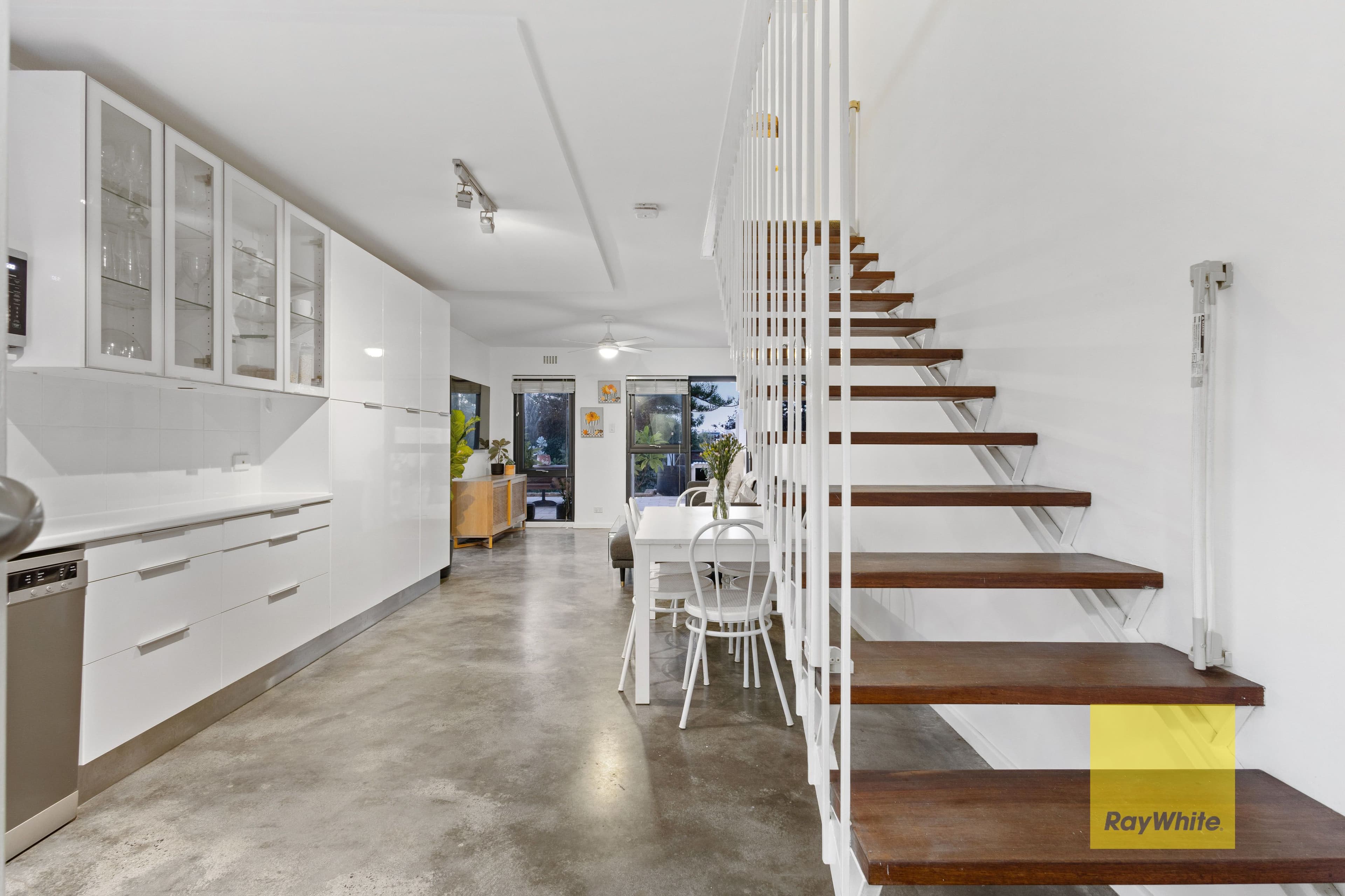 26 Wellington Street, Mosman Park WA 6012, Mosman Park - Thumbnail 7