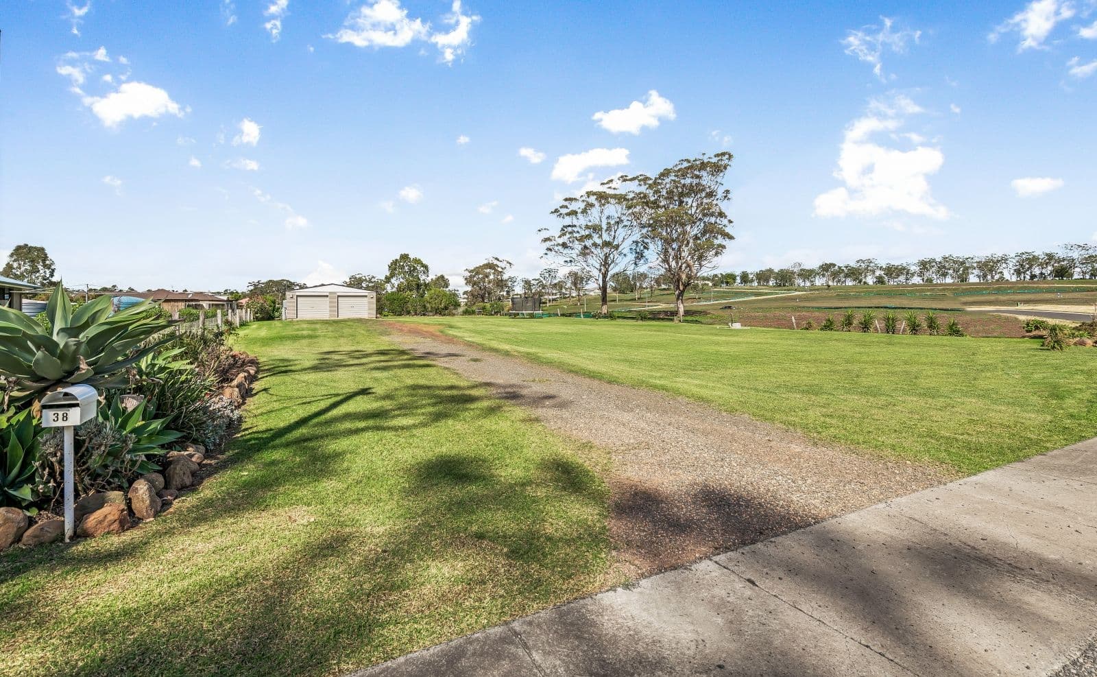 38 Steinberg Road, Highfields QLD 4352, Highfields - Thumbnail 3