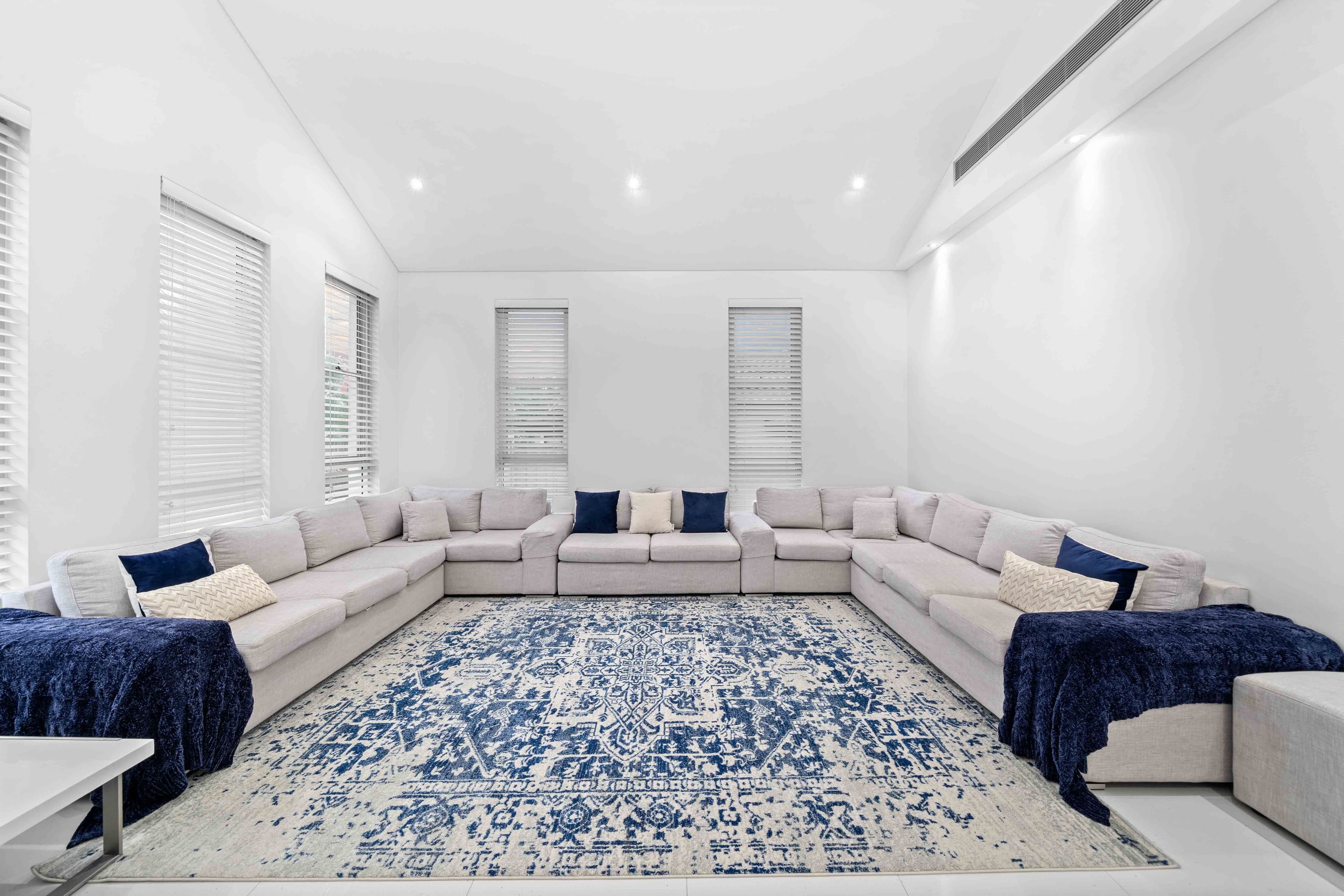 4 Angus Avenue, Auburn NSW 2144, Auburn - Thumbnail 2