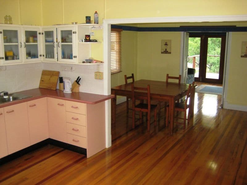 9 King Street, Somerset Dam QLD 4312, Somerset Dam - Thumbnail 3